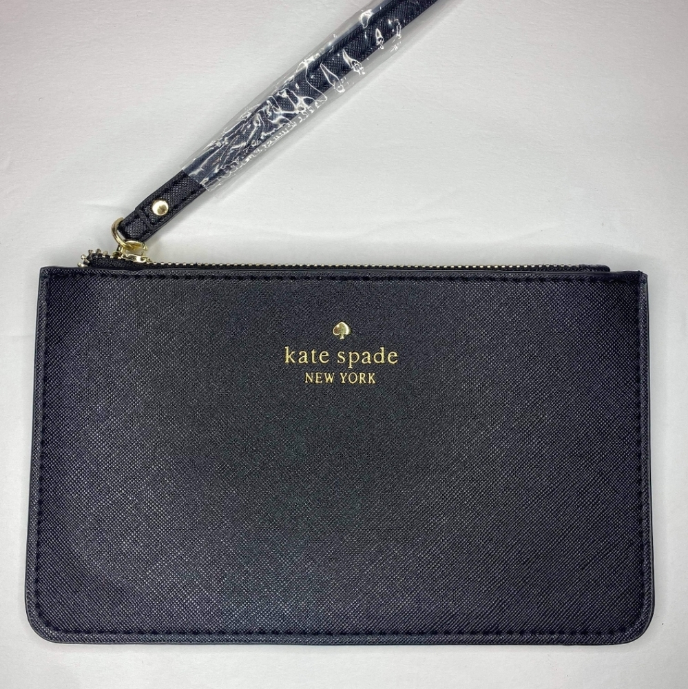 Black Kate Spade Wristlet ♠️